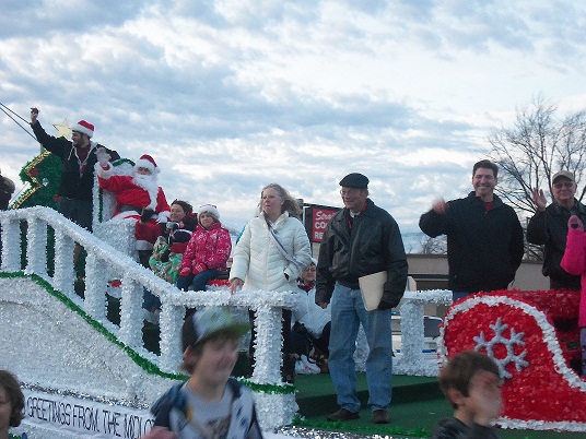 🎅✨ Join Us for the 45th Annual Santa Claus Parade! ✨🎅